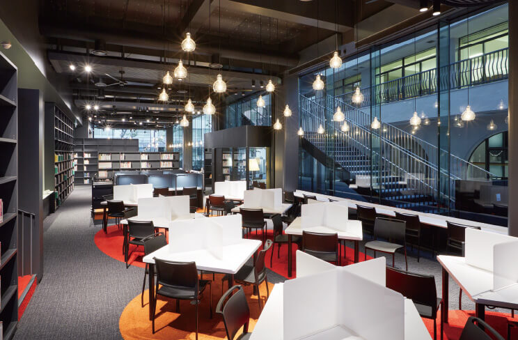 図書館（新館）